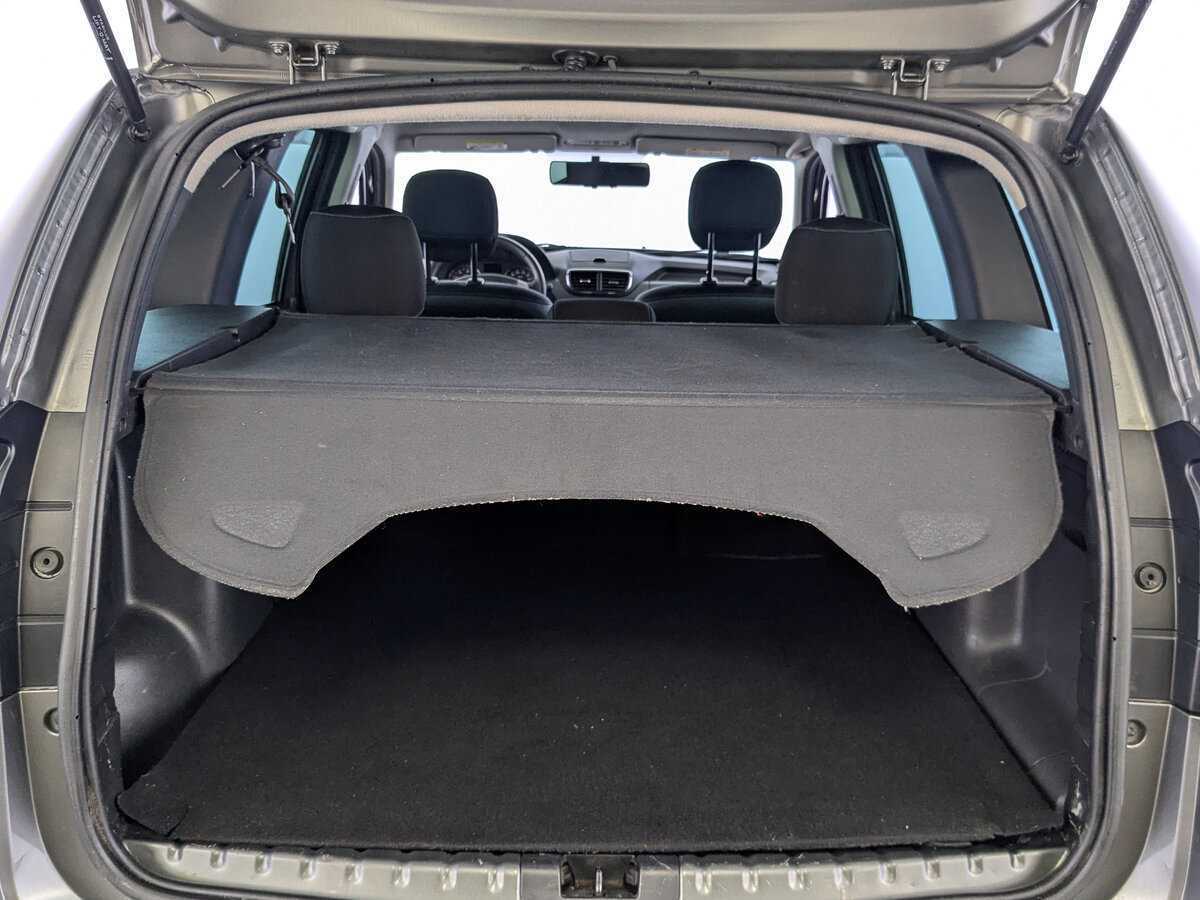 Nissan Terrano б/у, 2015, Механическая. Фото: #9