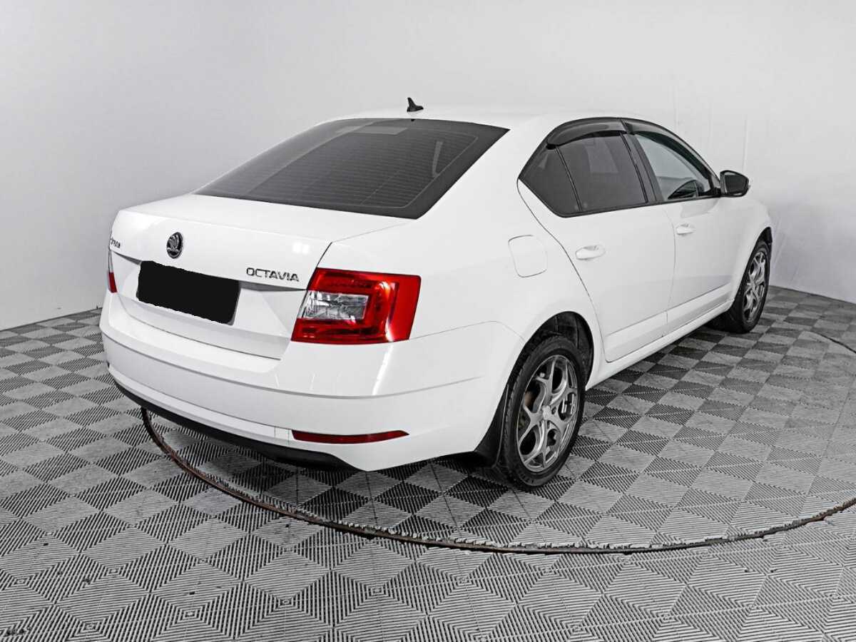 Skoda Octavia б/у, 2019, Механическая. Фото: #4