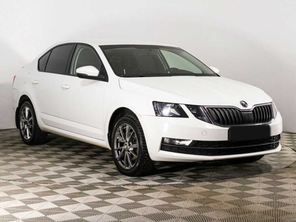 Skoda Octavia б/у, 2018, Автоматическая. Фото: #2