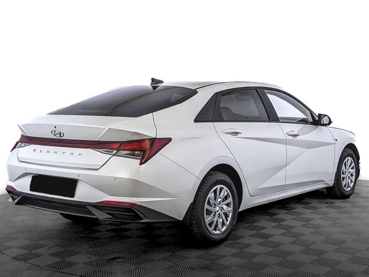 Hyundai Elantra б/у, 2022, Автоматическая. Фото: #4