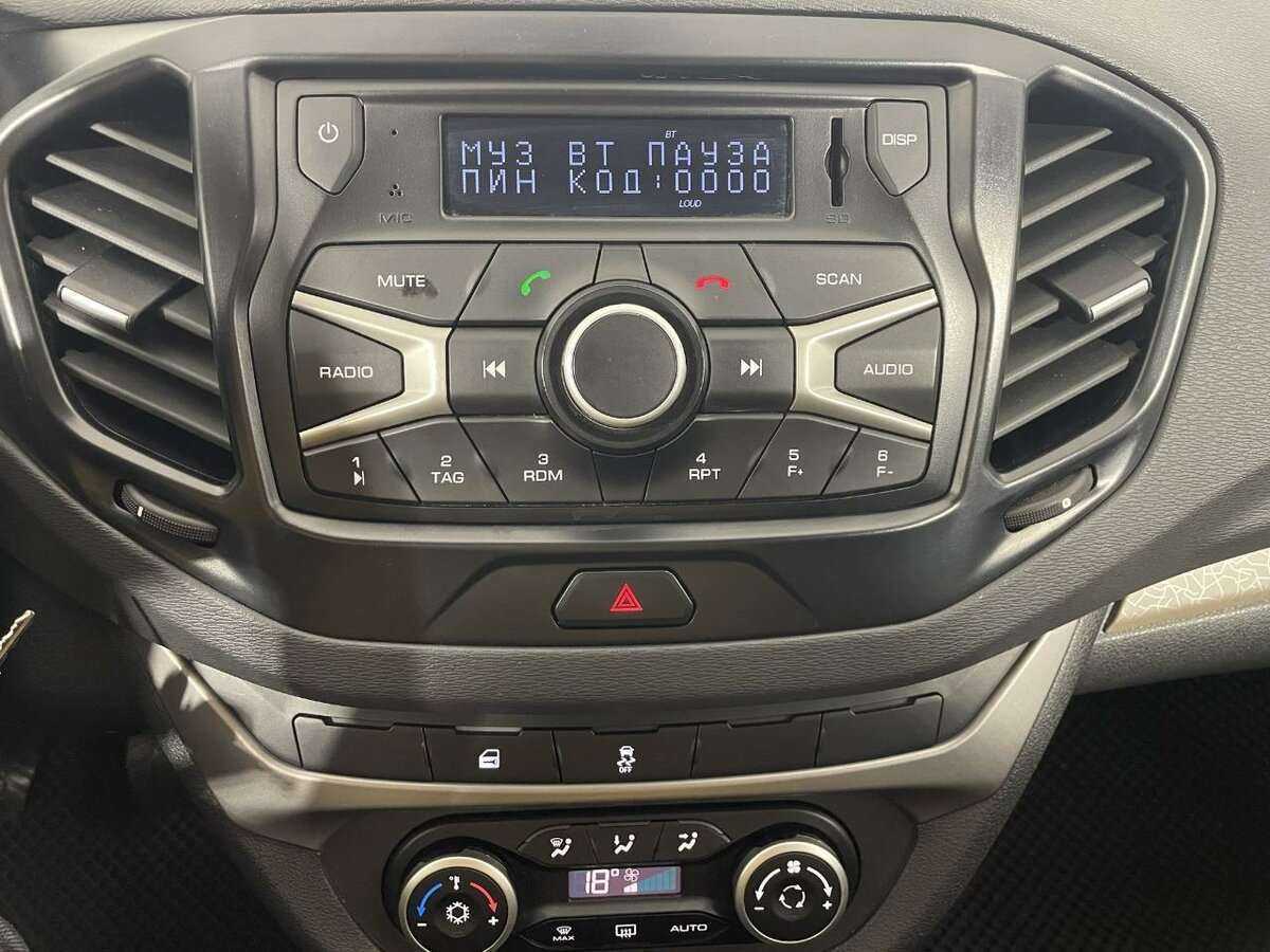 Lada (ВАЗ) Vesta б/у, 2017, Механическая. Фото: #11