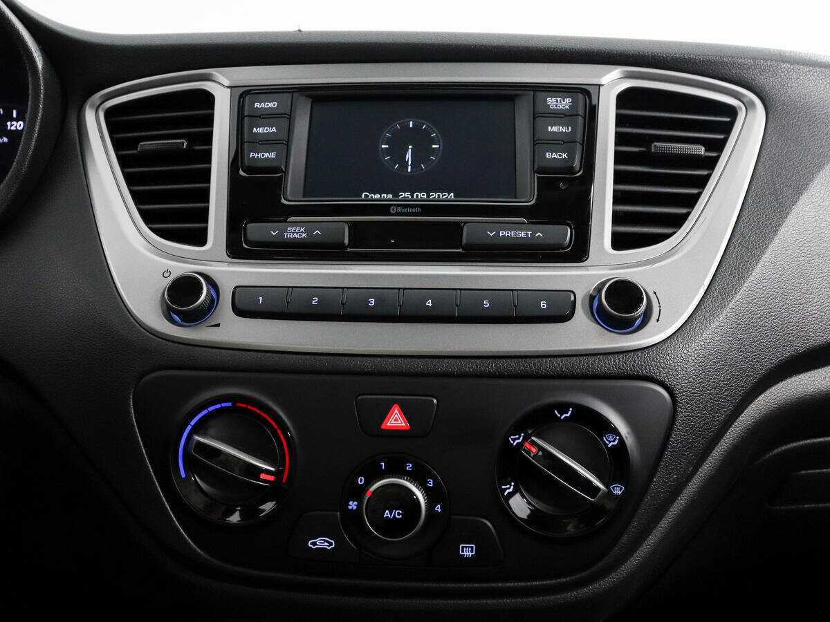 Hyundai Solaris б/у, 2019, Механическая. Фото: #13