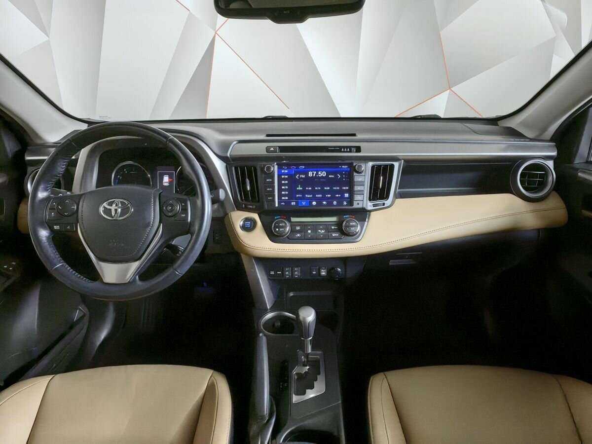 Toyota RAV4 б/у, 2017, Автоматическая. Фото: #9