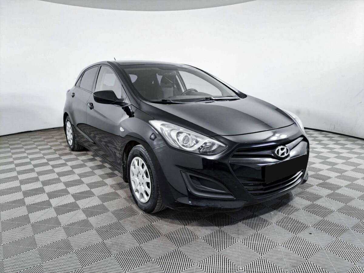 Hyundai i30 б/у, 2012, Автоматическая. Фото: #2