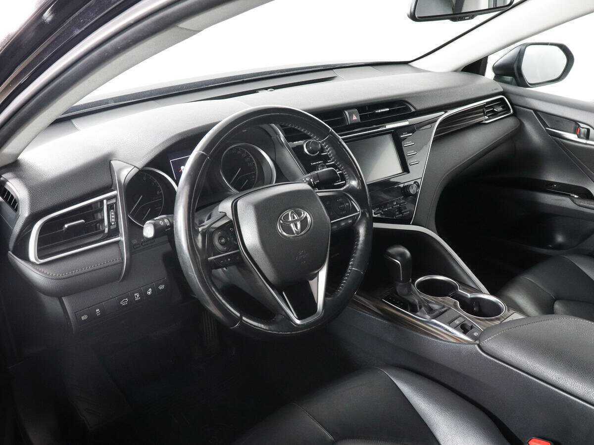Toyota Camry б/у, 2019, Автоматическая. Фото: #8