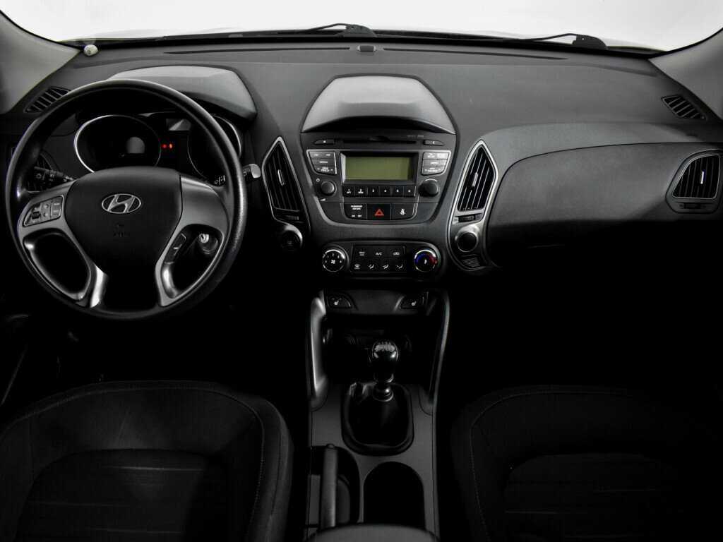 Hyundai ix35 б/у, 2015, Механическая. Фото: #13