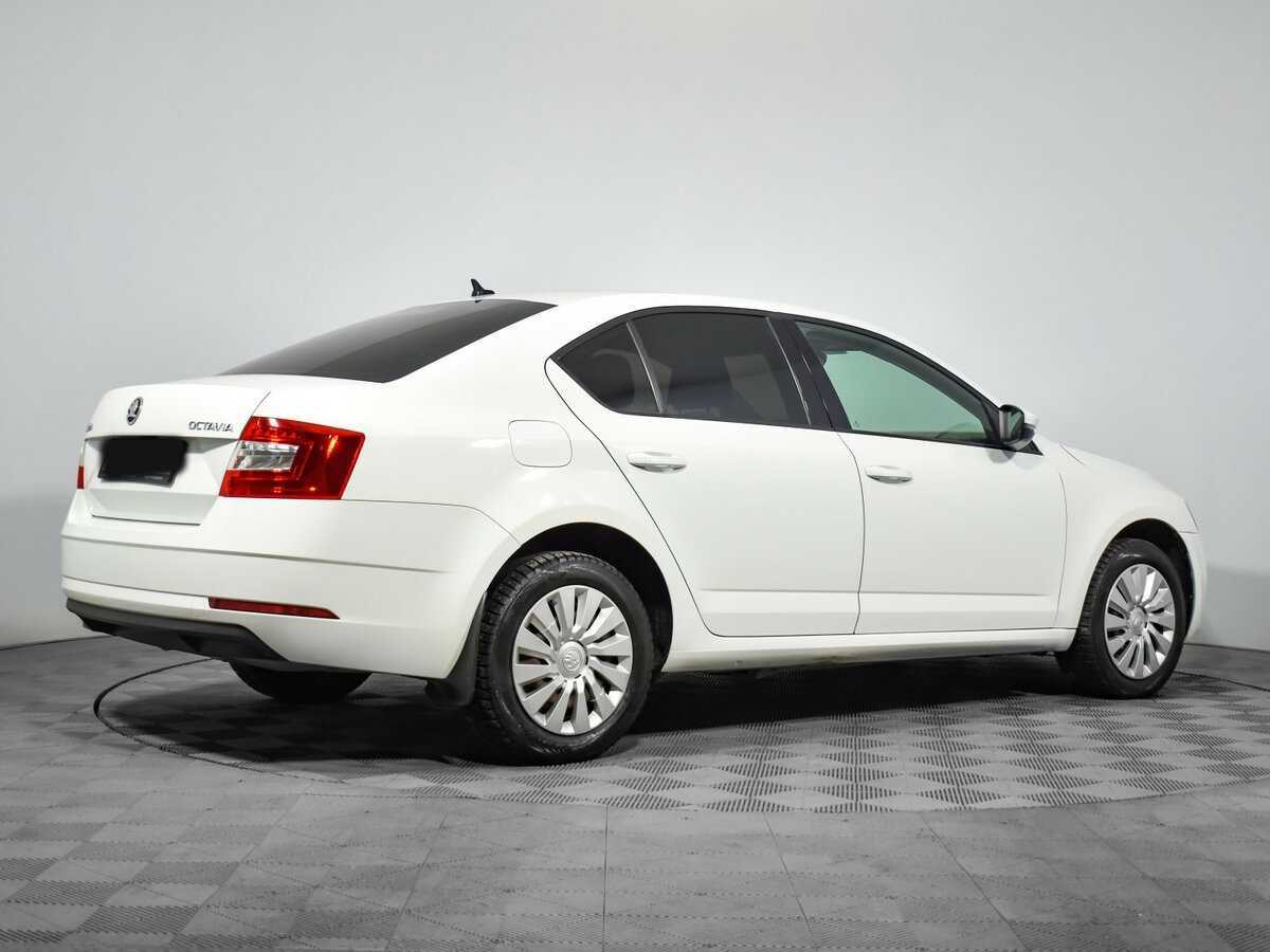 Skoda Octavia б/у, 2018, Роботизированная. Фото: #3