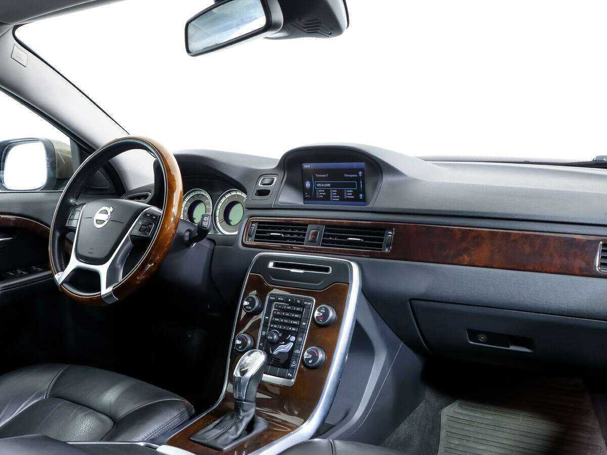 Volvo XC70 б/у, 2012, Автоматическая. Фото: #6