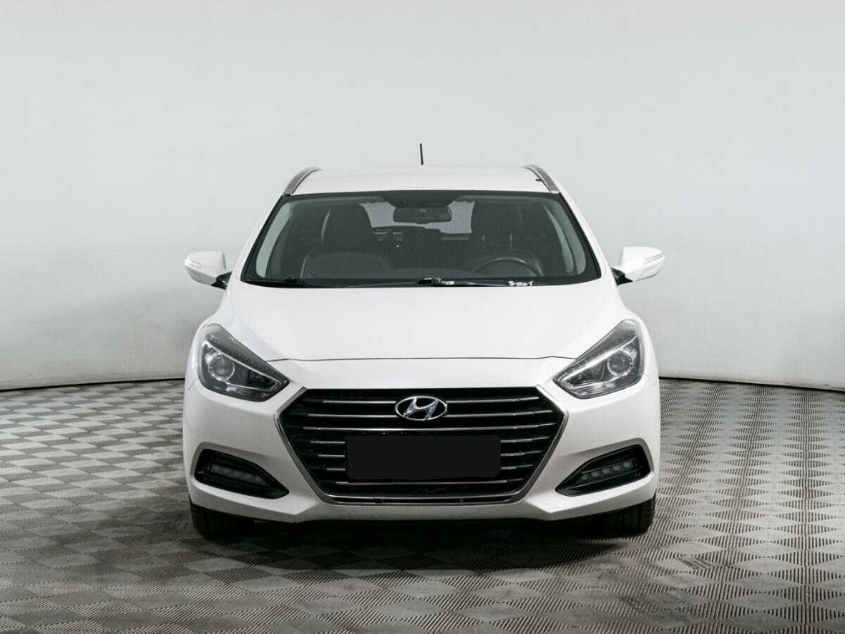 Hyundai i40 б/у, 2016, Роботизированная. Фото: #1