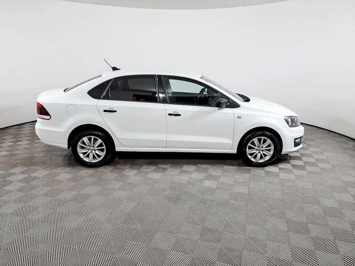Volkswagen Polo б/у, 2019, Механическая. Фото: #3