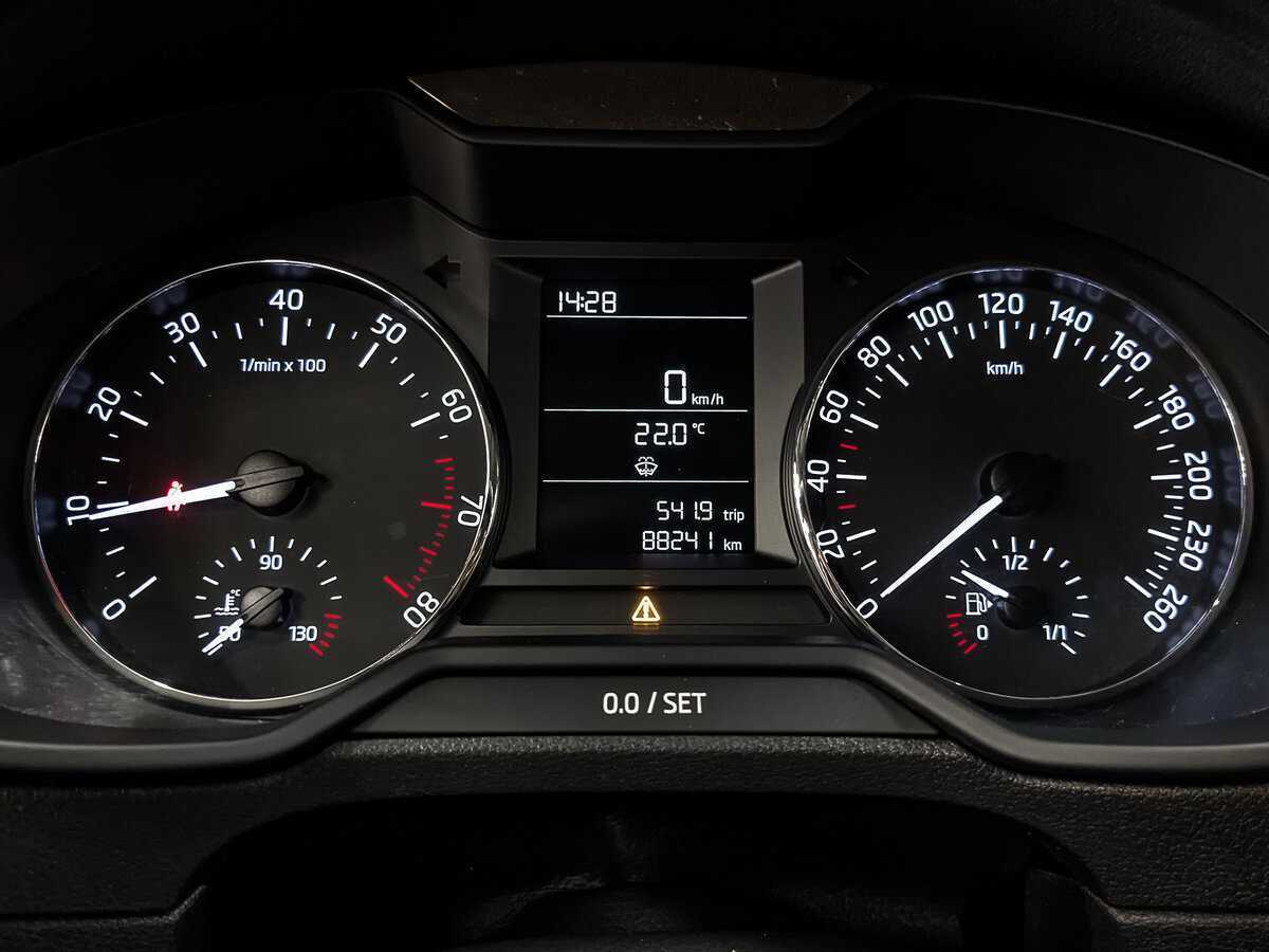 Skoda Octavia б/у, 2016, Механическая. Фото: #15