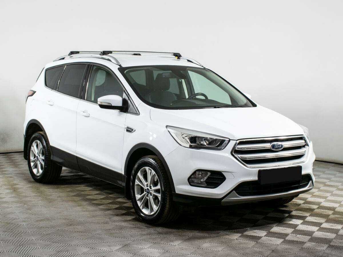 Ford Kuga б/у, 2017, Автоматическая. Фото: #2
