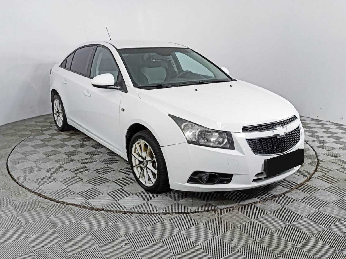 Chevrolet Cruze б/у, 2012, Механическая. Фото: #2
