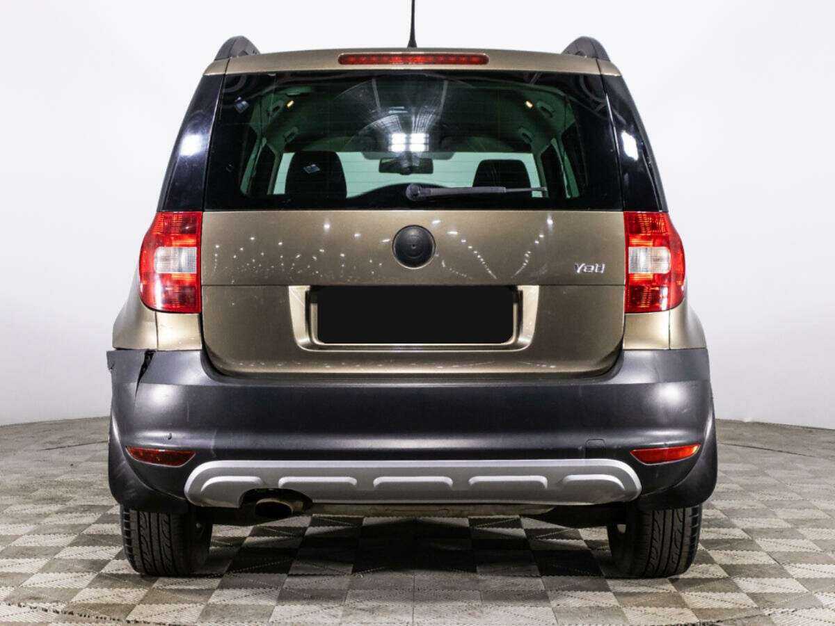 Skoda Yeti б/у, 2012, Механическая. Фото: #4