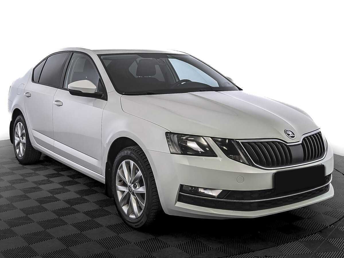 Skoda Octavia б/у, 2019, Автоматическая. Фото: #2