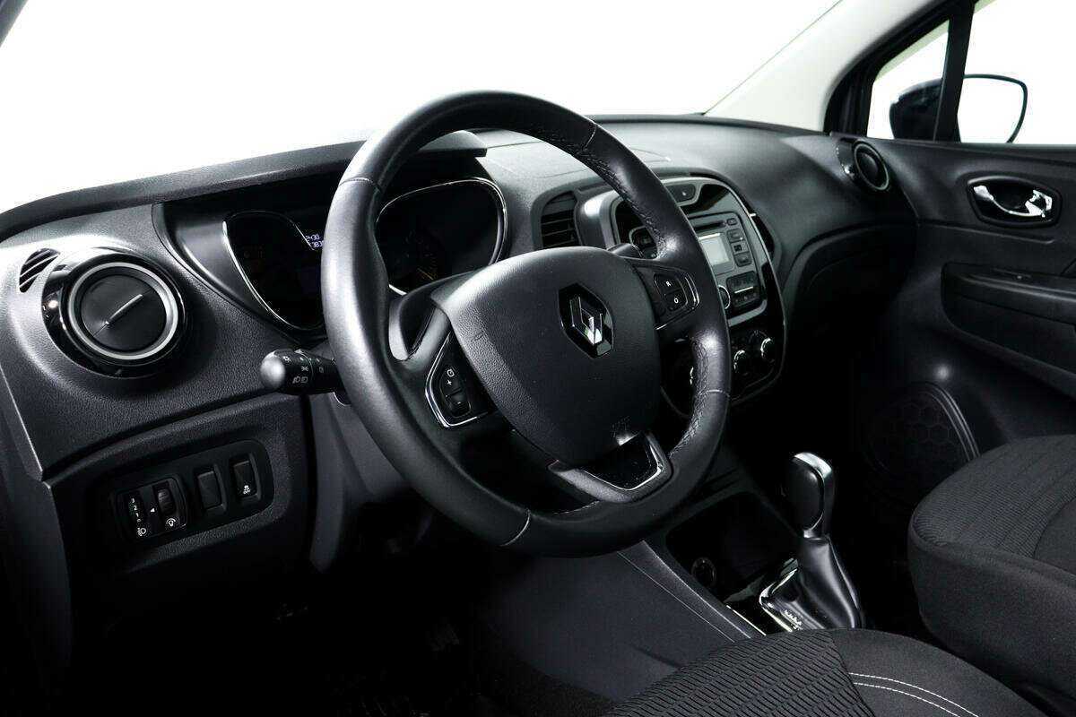 Renault Kaptur б/у, 2016, Автоматическая. Фото: #12