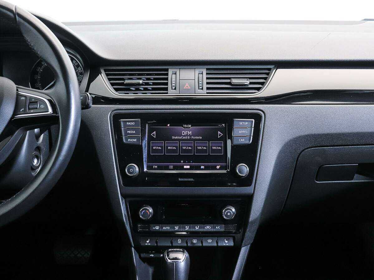 Skoda Rapid б/у, 2017, Автоматическая. Фото: #12