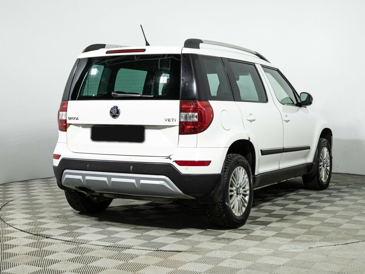 Skoda Yeti б/у, 2015, Автоматическая. Фото: #4