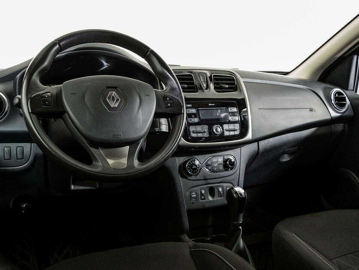 Renault Sandero б/у, 2017, Автоматическая. Фото: #9