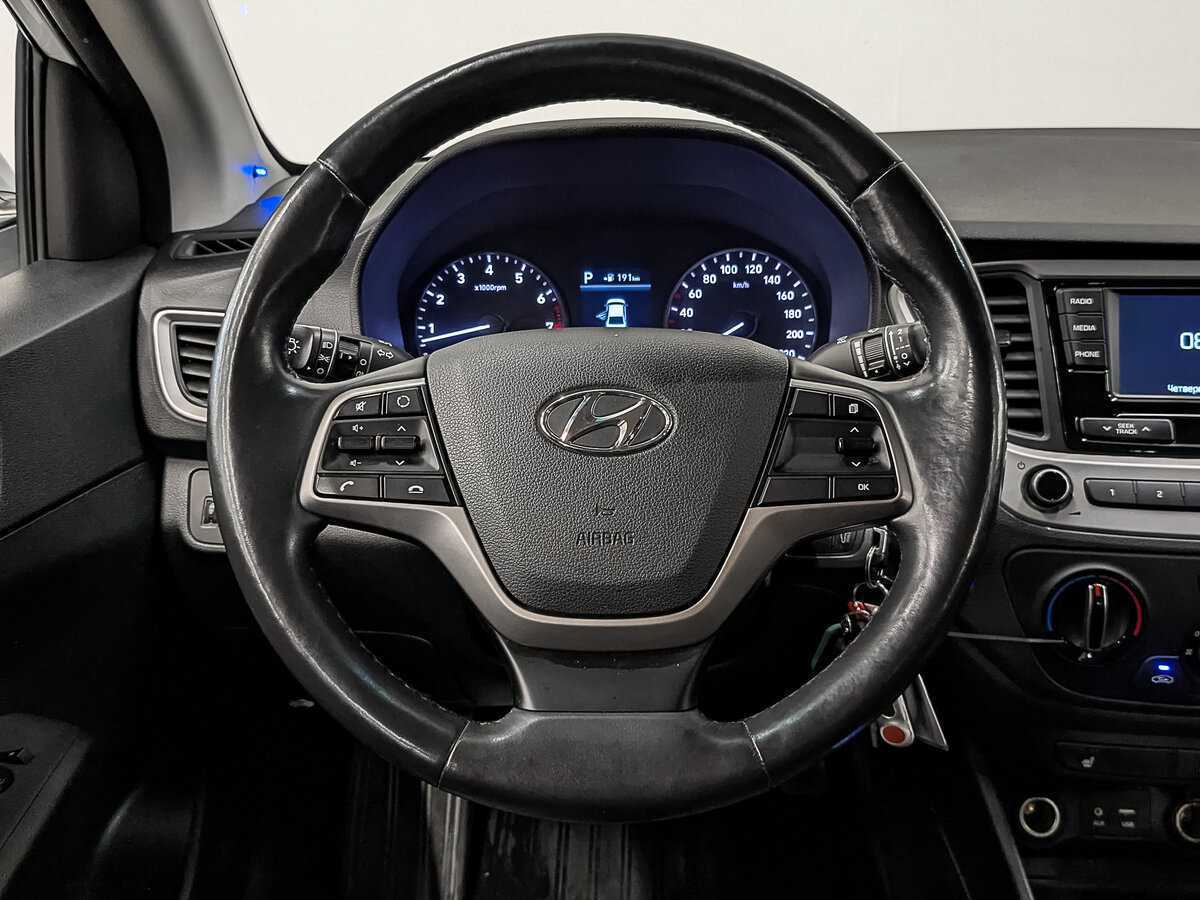 Hyundai Solaris б/у, 2017, Автоматическая. Фото: #20