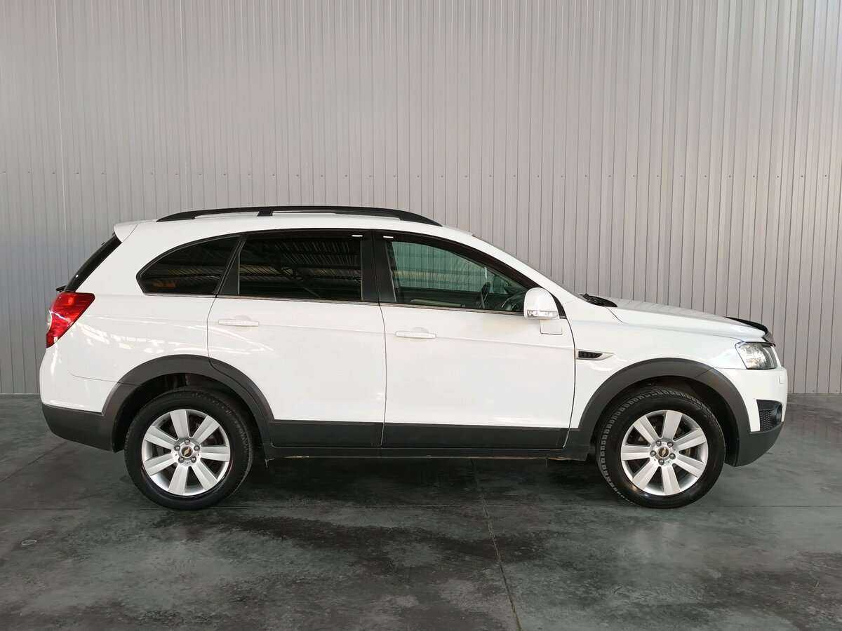 Chevrolet Captiva б/у, 2012, Автоматическая. Фото: #3