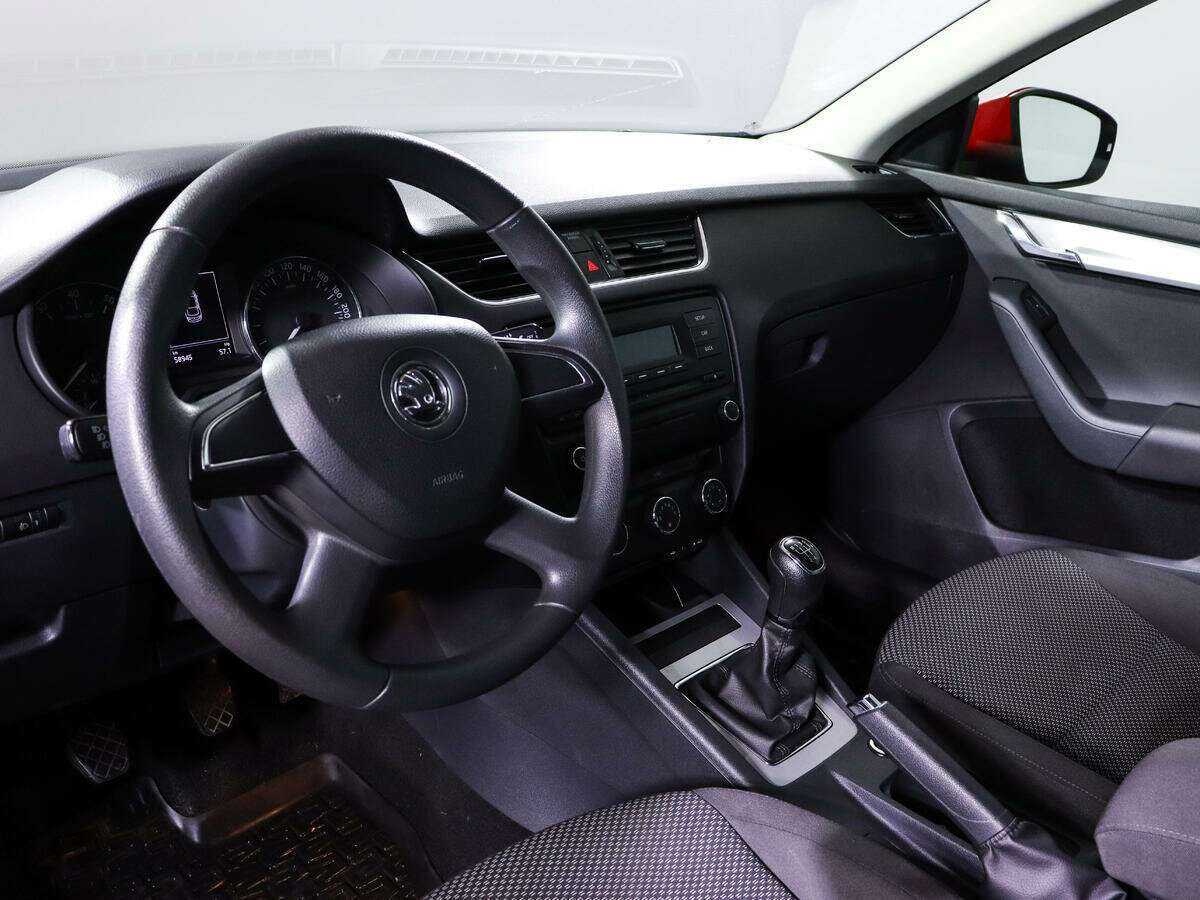 Skoda Octavia б/у, 2013, Механическая. Фото: #10
