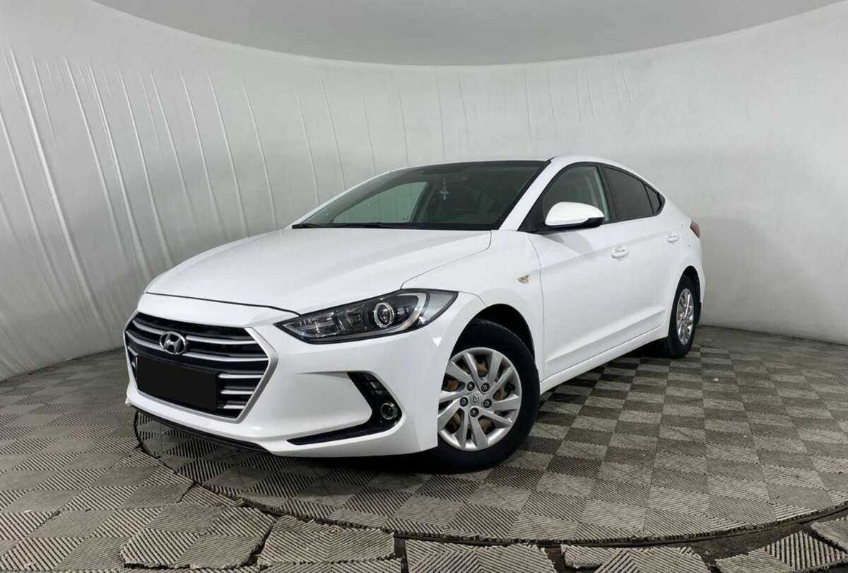 Hyundai Elantra б/у, 2017, Механическая. Посмотреть фото