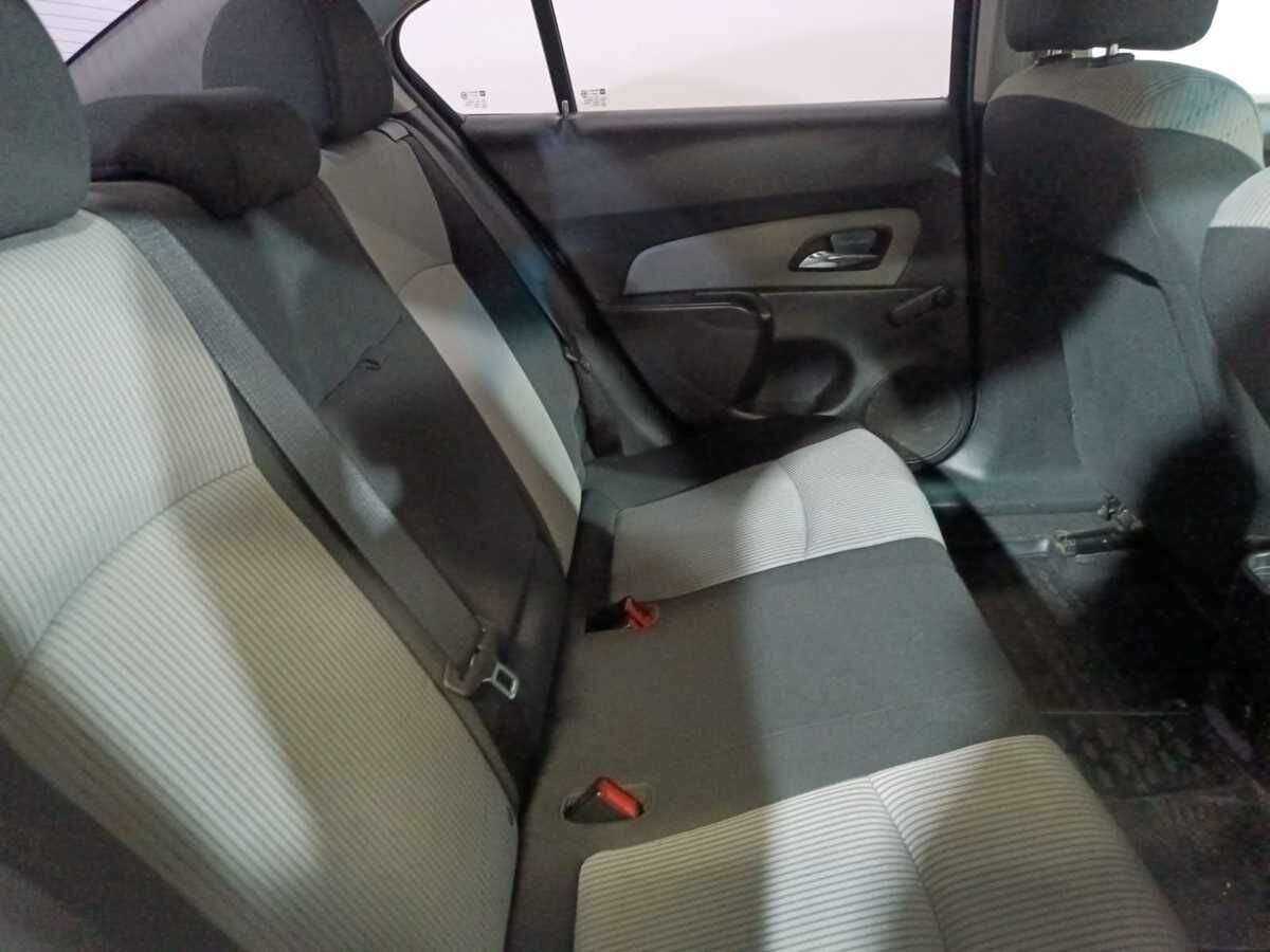Chevrolet Cruze б/у, 2012, Механическая. Фото: #10