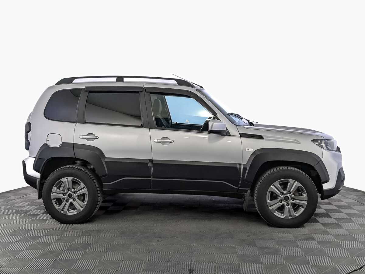Lada (ВАЗ) Niva б/у, 2021, Механическая. Фото: #3