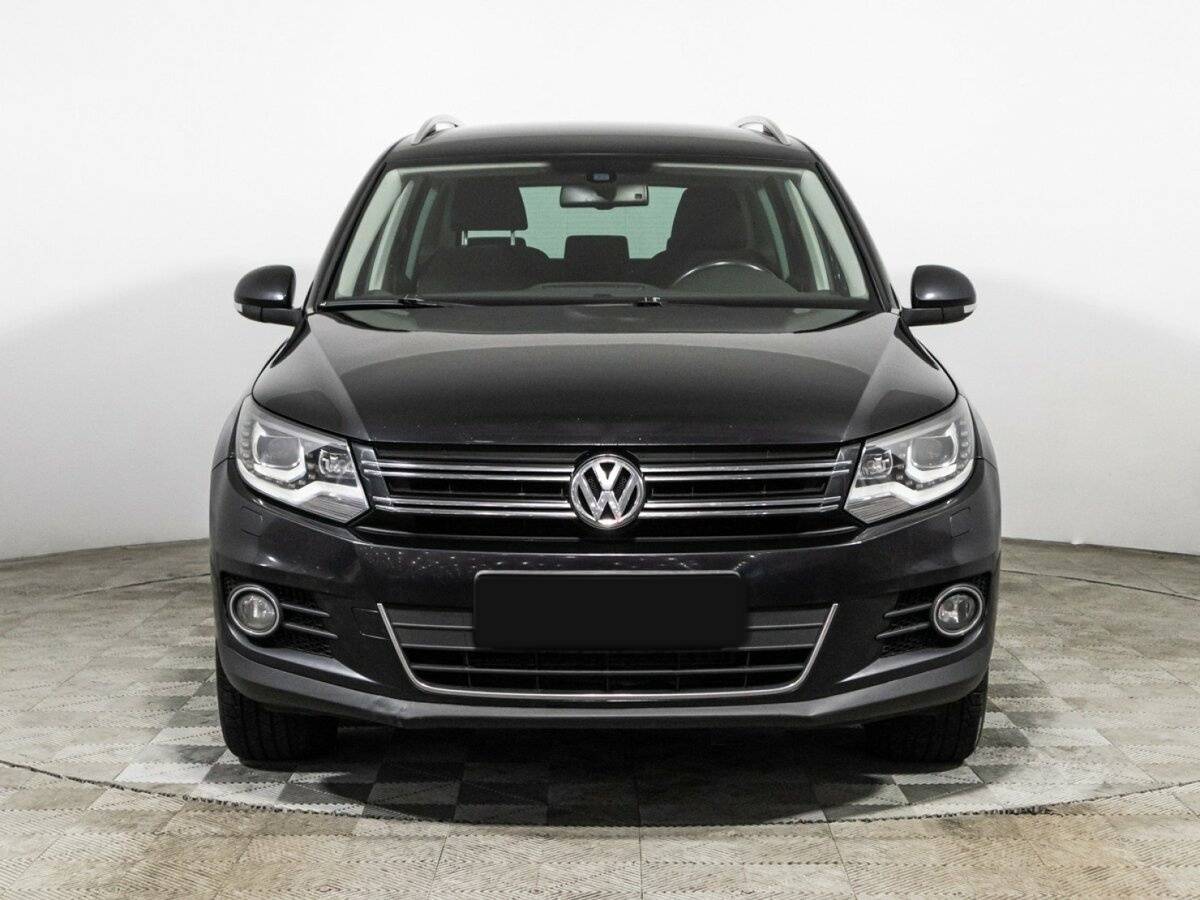 Volkswagen Tiguan б/у, 2012, Автоматическая. Фото: #1