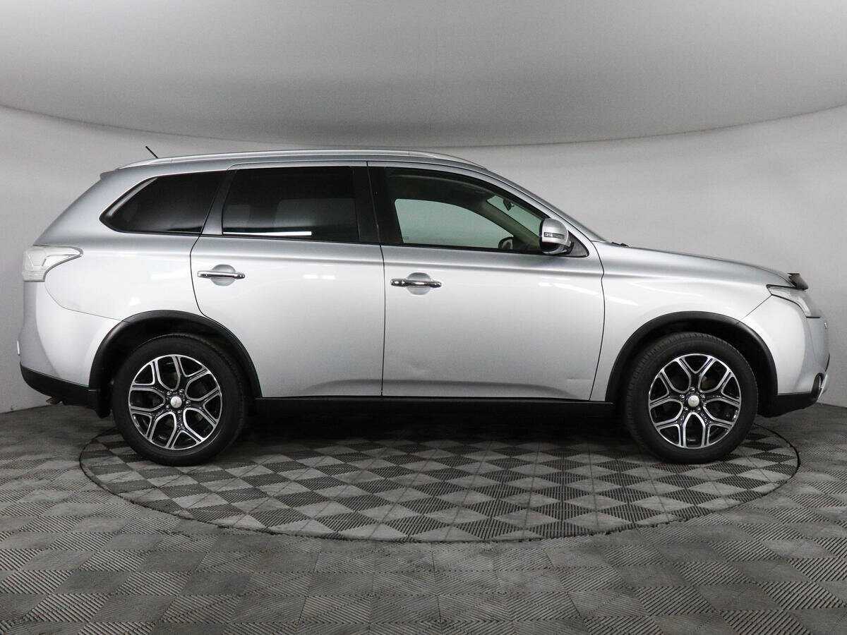 Mitsubishi Outlander б/у, 2014, Вариатор. Фото: #3