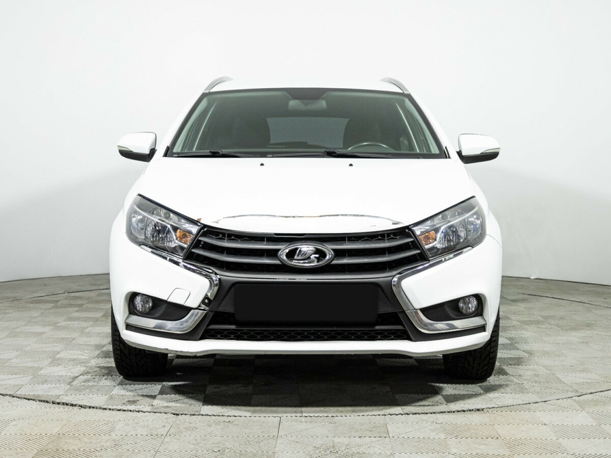 Lada (ВАЗ) Vesta б/у, 2020, Механическая. Фото: #1
