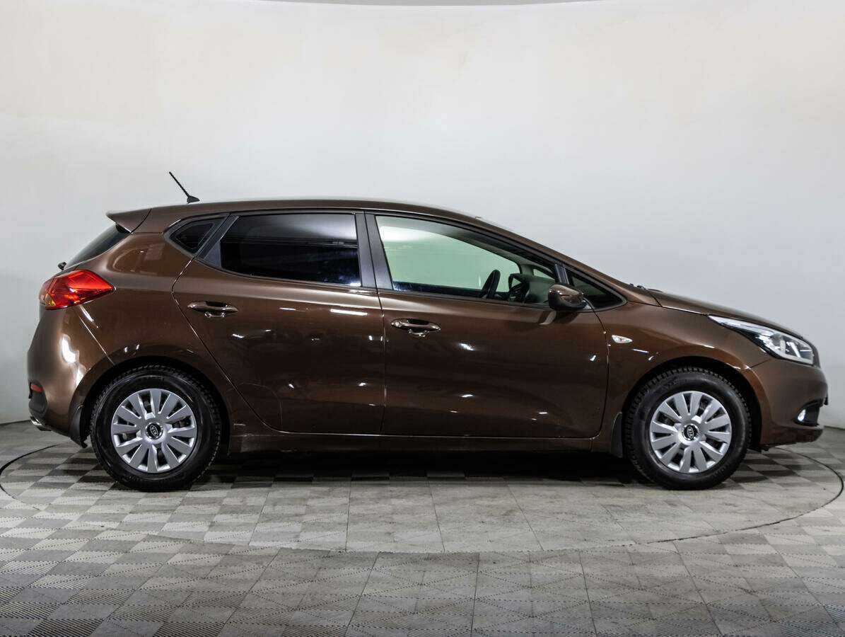 Kia Ceed б/у, 2015, Механическая. Фото: #3