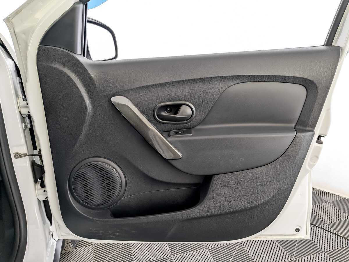 Renault Sandero б/у, 2018, Вариатор. Фото: #23