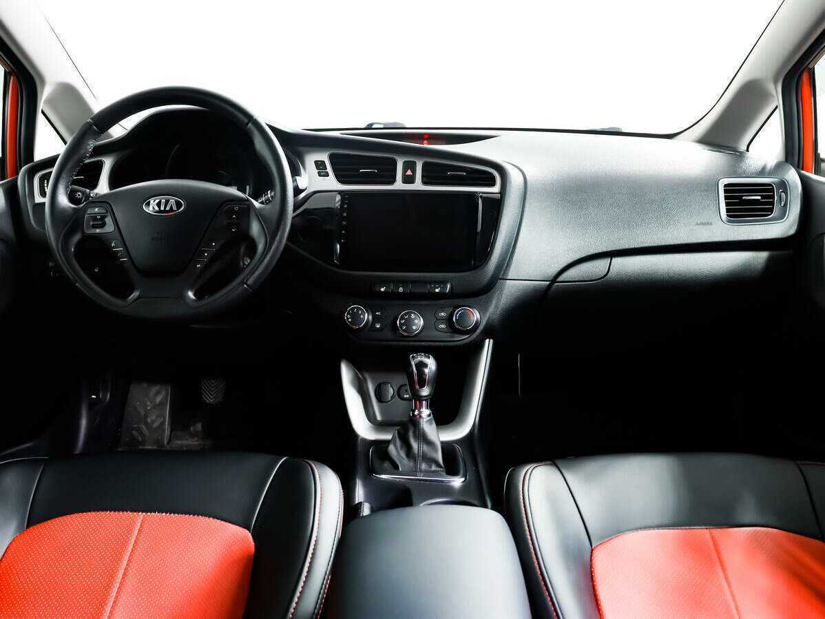 Kia Ceed б/у, 2015, Механическая. Фото: #8