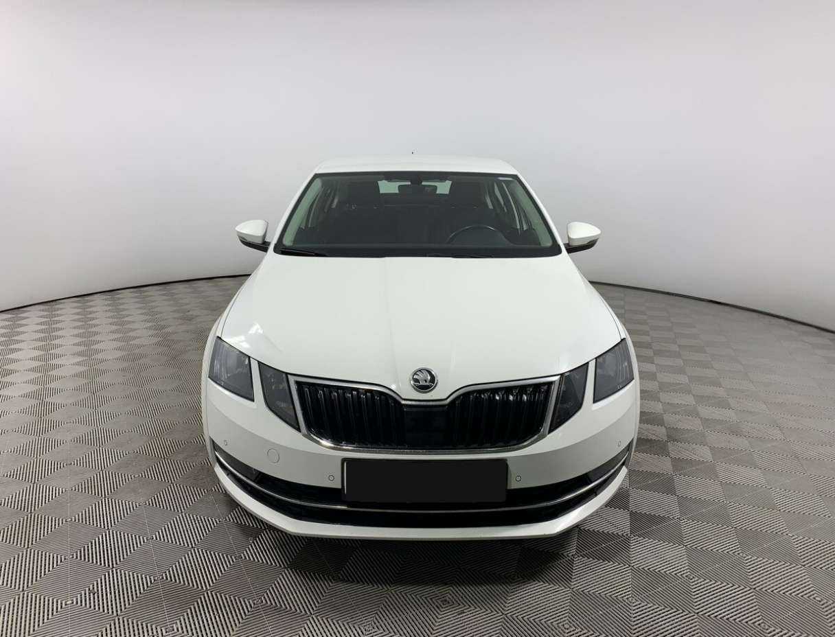 Skoda Octavia б/у, 2018, Роботизированная. Фото: #1