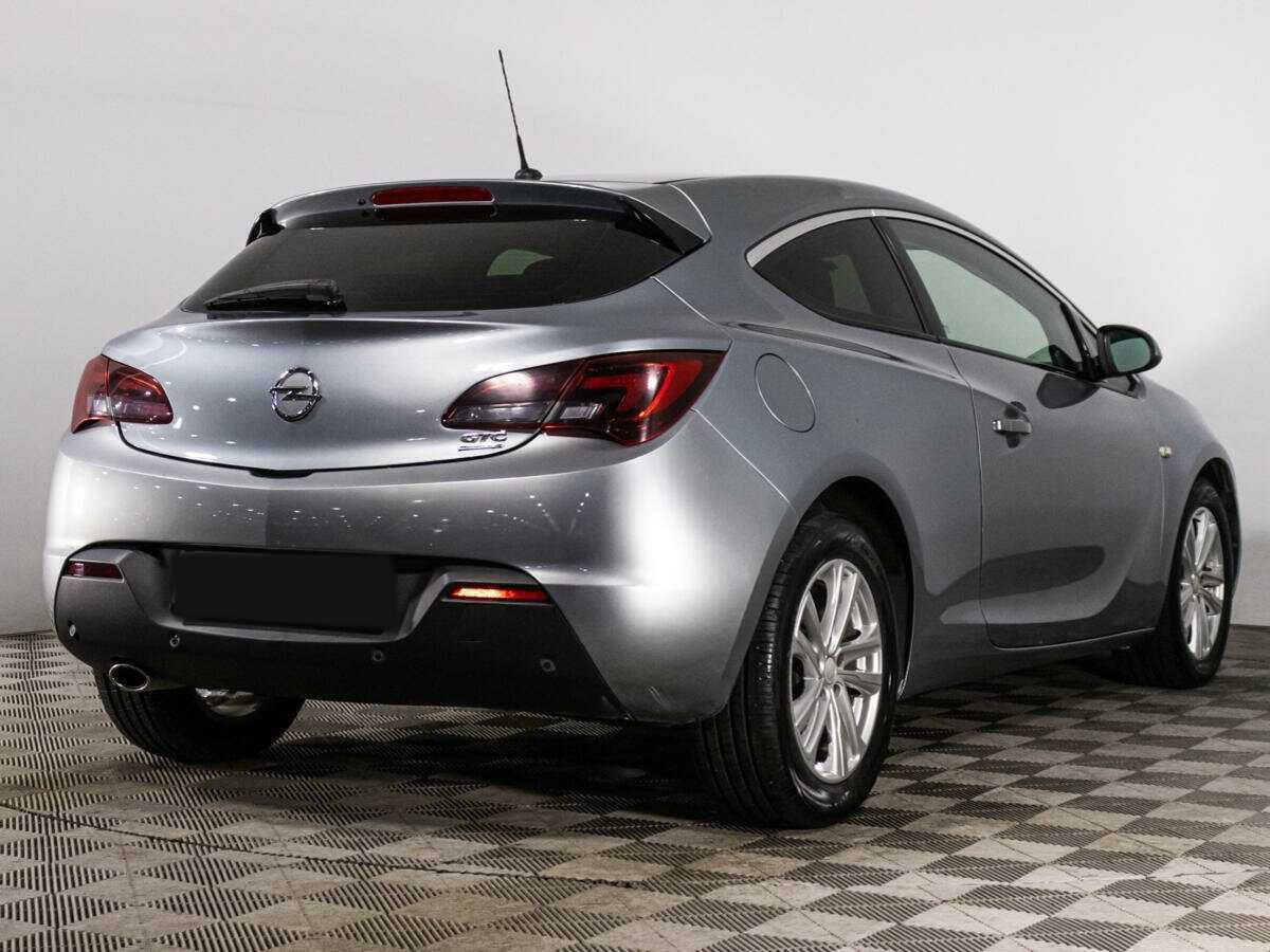 Opel Astra б/у, 2013, Автоматическая. Фото: #4