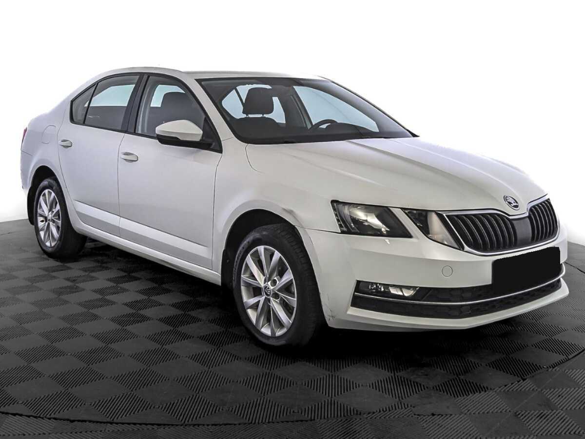 Skoda Octavia б/у, 2017, Автоматическая. Фото: #2
