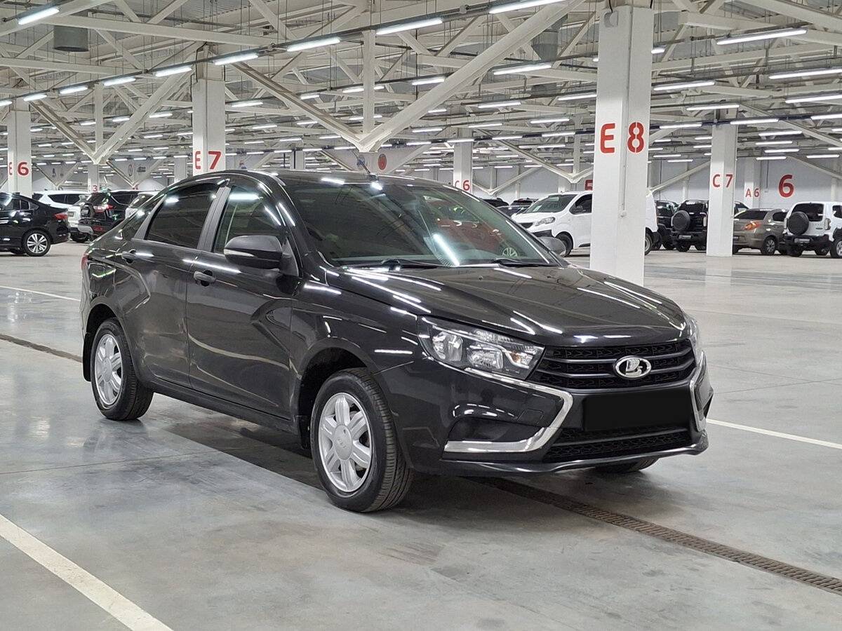 Lada (ВАЗ) Vesta б/у, 2018, Механическая. Фото: #2