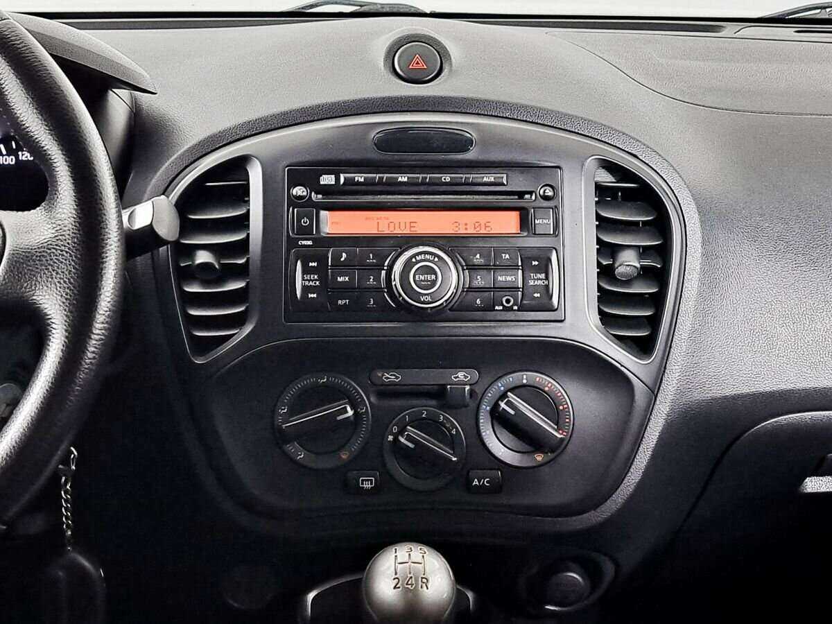Nissan Juke б/у, 2012, Механическая. Фото: #12