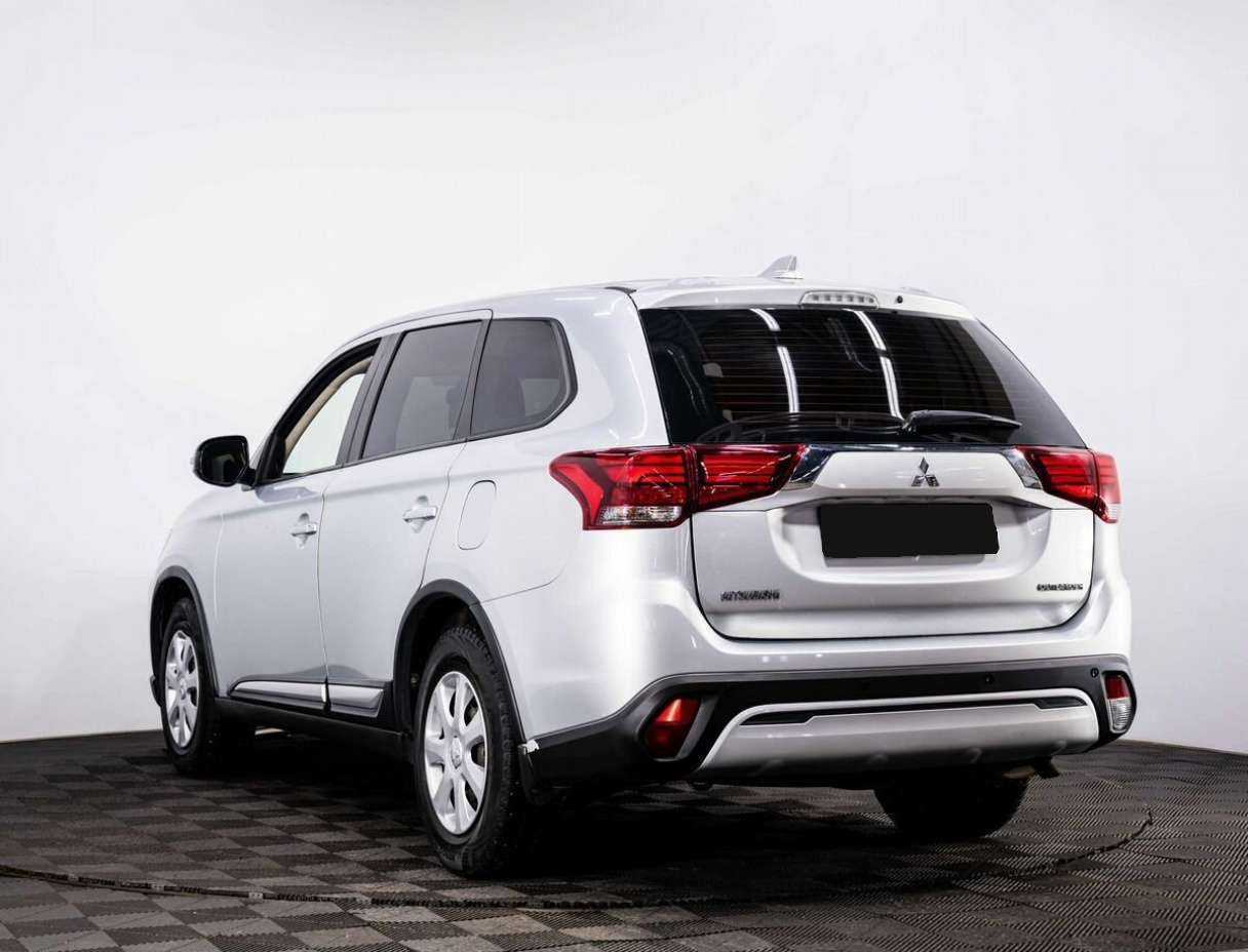 Mitsubishi Outlander б/у, 2019, Вариатор. Фото: #3