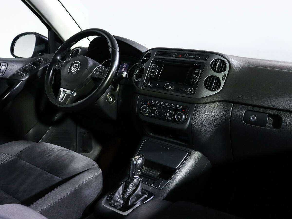 Volkswagen Tiguan б/у, 2012, Автоматическая. Фото: #5