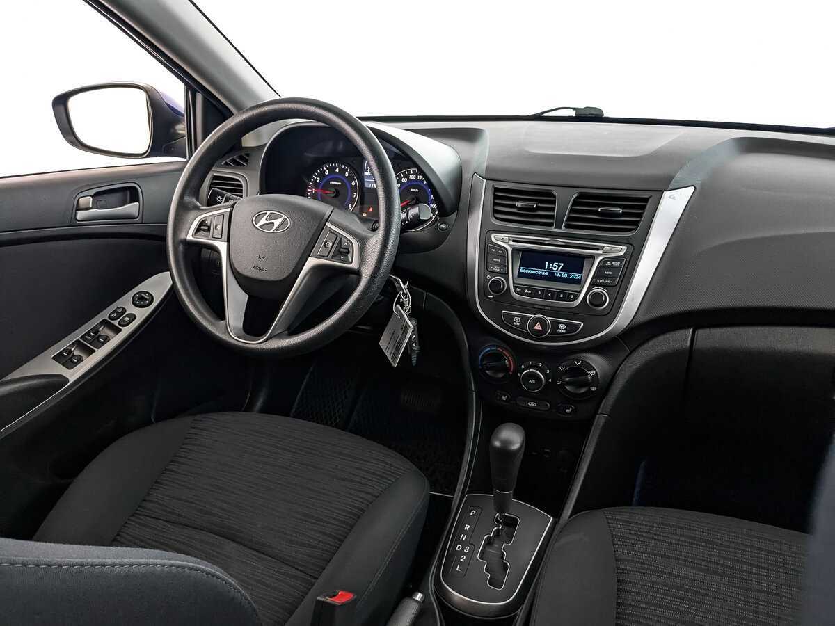 Hyundai Solaris б/у, 2015, Автоматическая. Фото: #16