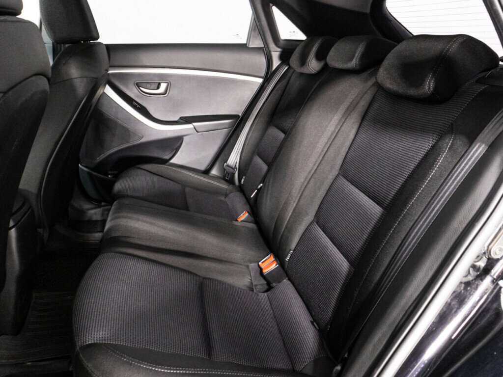 Hyundai i30 б/у, 2014, Автоматическая. Фото: #9
