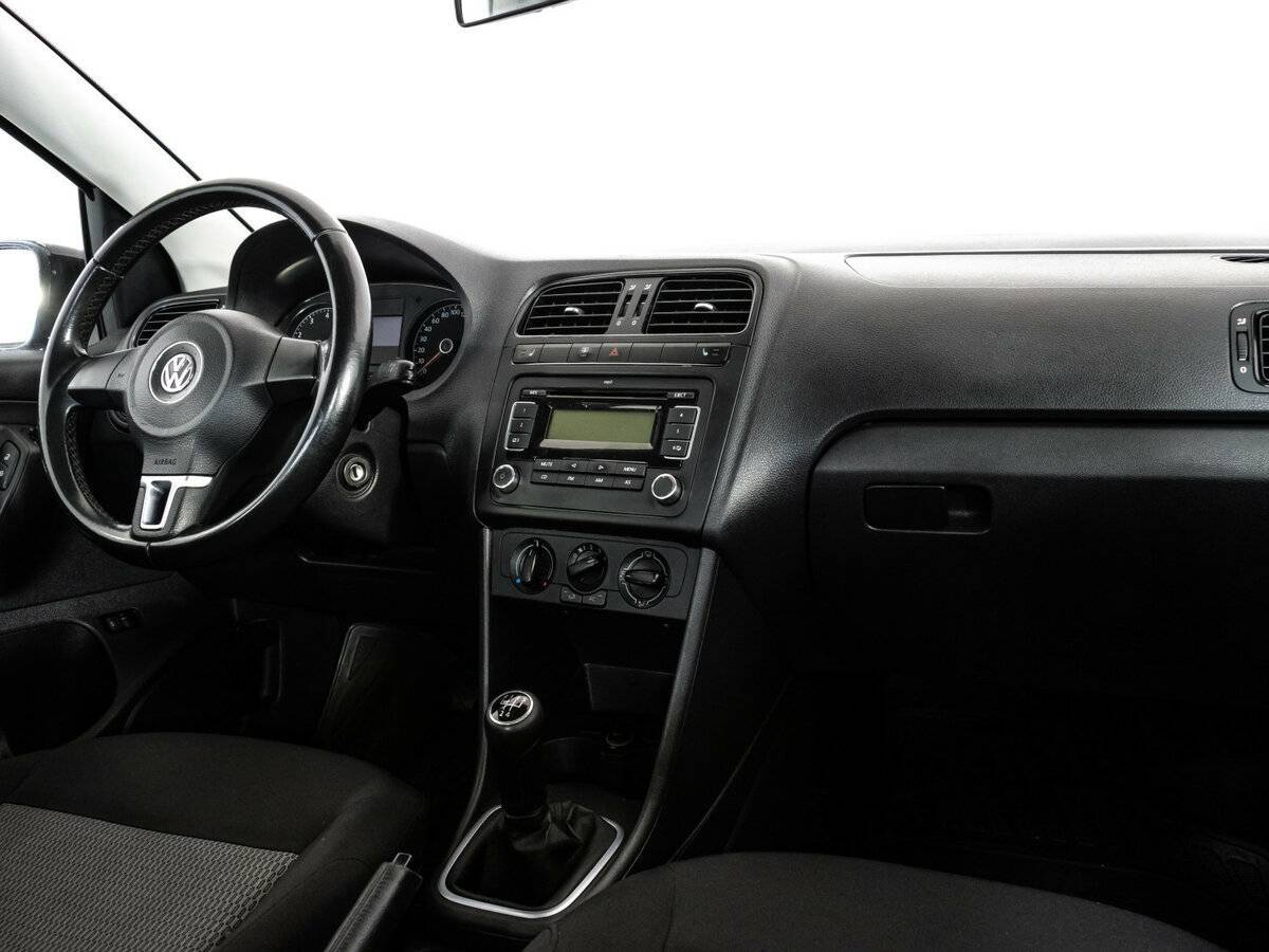Volkswagen Polo б/у, 2012, Механическая. Фото: #8