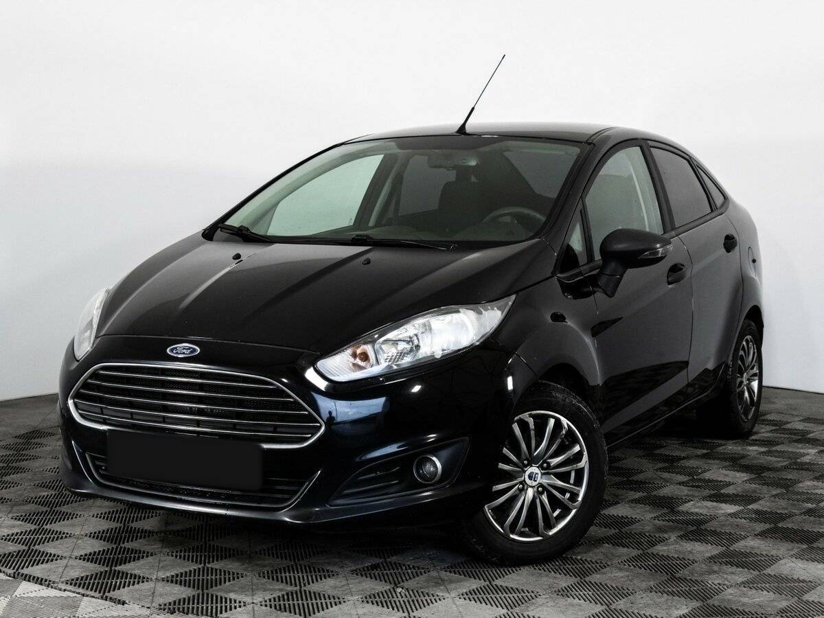 Ford Fiesta б/у, 2015, Механическая. Посмотреть фото