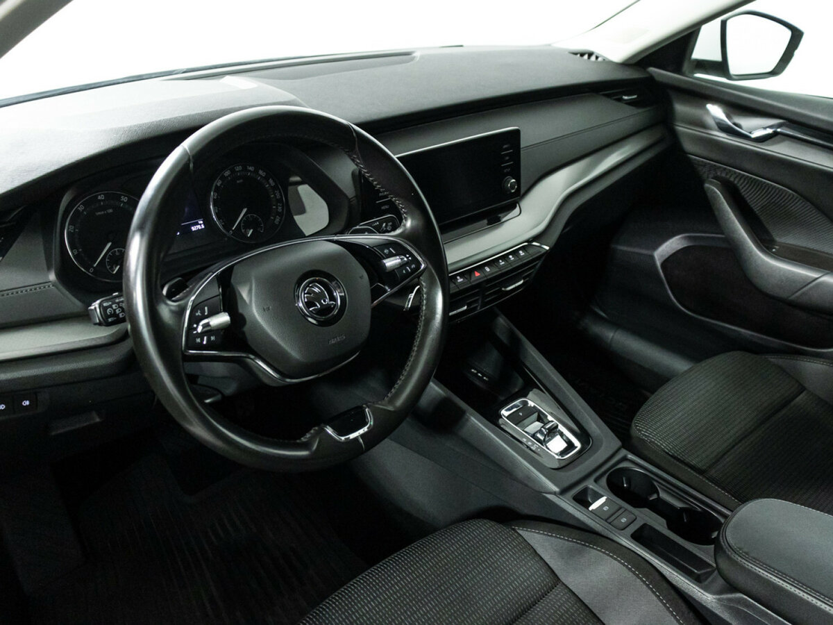 Skoda Octavia б/у, 2021, Автоматическая. Фото: #10