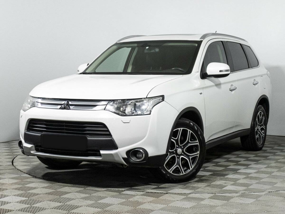 Mitsubishi Outlander б/у, 2014, Автоматическая. Посмотреть фото