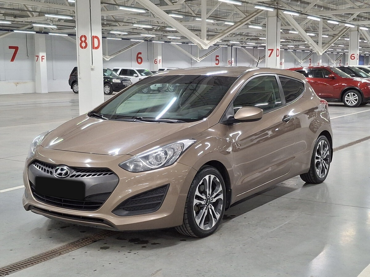 Hyundai i30 б/у, 2013, Механическая. Фото: #0