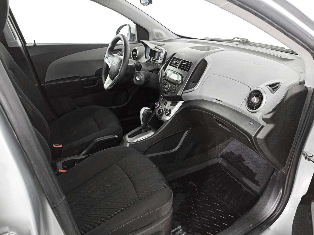 Chevrolet Aveo б/у, 2013, Автоматическая. Фото: #8